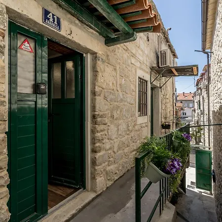 דירה Casa Di Pietra
