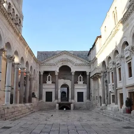 דירה Casa Di Pietra